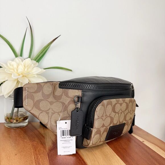 NWT Coach Track Belt Bag In Signature Canvas - Picture 2 of 6